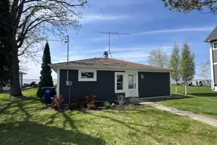 N8432 Minawa Beach Rd, Fond du Lac, WI 54937 - Photo 1