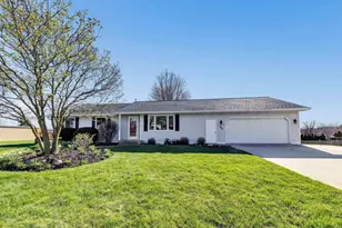 209 Redwood Ln, Francis Creek, WI 54214 - Photo 1
