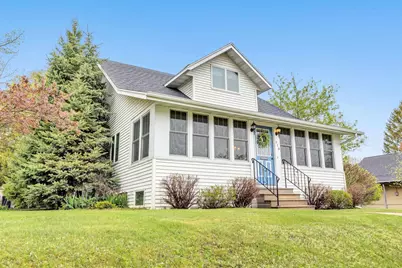513 Wisconsin Avenue, Kewaunee, WI 54216 - Photo 1