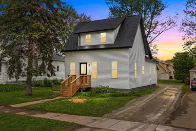 394 Naymut Street, Menasha, WI 54952 - Photo 1