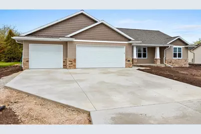 513 Kirkland Avenue, Algoma, WI 54201 - Photo 1