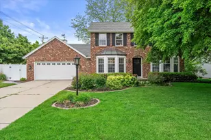 3274 Calais Ct, Green Bay, WI 54301 - Photo 1