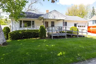 922 Woodside Ave, Ripon, WI 54971 - Photo 1