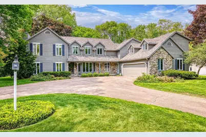 28 W Lake Road, Menasha, WI 54952 - Photo 1