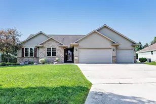 3611 Glen Kent Ct, Green Bay, WI 54313 - Photo 1