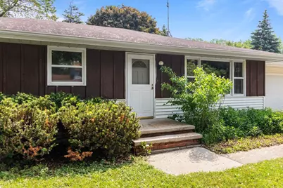 1636 S Driscoll Street, Appleton, WI 54914 - Photo 1