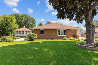 1083 Lakeshore Drive, Menasha, WI 54952 - Photo 1