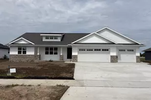 4650 Paul Ln, Green Bay, WI 54313 - Photo 1