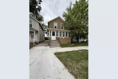 817 Cherry Street, Oshkosh, WI 54901 - Photo 1