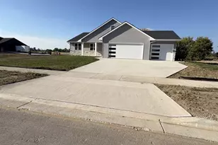 4674 Paul Ln, Green Bay, WI 54313 - Photo 1