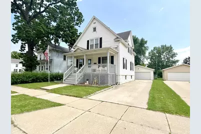 154 W Arndt Street, Fond du Lac, WI 54935 - Photo 1