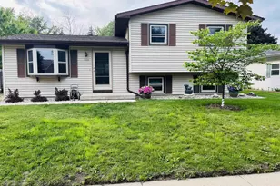 2266 Allerton Dr, Oshkosh, WI 54904 - Photo 1