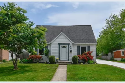 610 N Superior Street, De Pere, WI 54115 - Photo 1