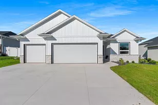 1211 Bay Mist Dr, Green Bay, WI 54311 - Photo 1