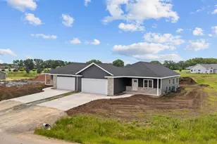 3453 Veanna Blvd, Oshkosh, WI 54904 - Photo 1