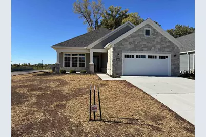 5667 N Kestrel Circle, Appleton, WI 54913 - Photo 1