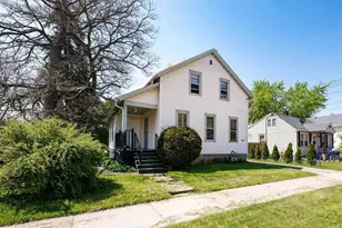 1037 W 10th Ave, Oshkosh, WI 54902 - Photo 1