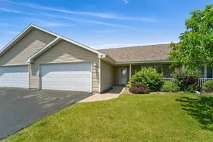 90 Stone Castle Dr, Fond du Lac, WI 54935 - Photo 1