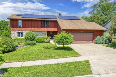 1334 W Cloverdale Drive, Appleton, WI 54914 - Photo 1