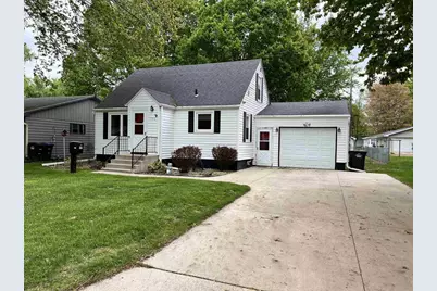 1136 S Bartlett Street, Shawano, WI 54166 - Photo 1