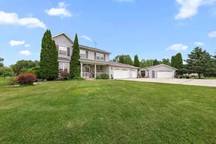 W7489 Westbrook Ln, Fond du Lac, WI 54937 - Photo 1