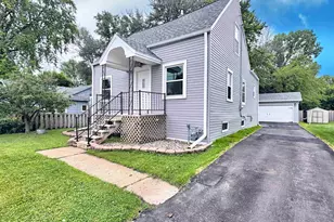 229 Bacon Ave, Oshkosh, WI 54901 - Photo 1