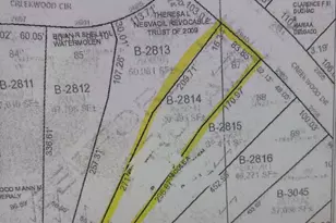 2940 Creekwood Dr, Green Bay, WI 54313 - Photo 1