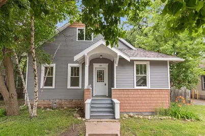 844 Central Street, Oshkosh, WI 54904 - Photo 1