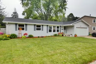 129 Alvina St, Green Bay, WI 54303 - Photo 1