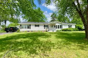708 Hall Ave, Crivitz, WI 54114 - Photo 1