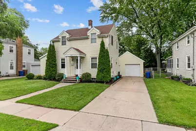 617 London Street, Menasha, WI 54952 - Photo 1