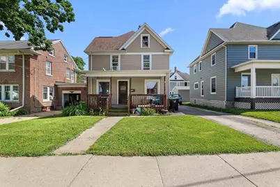 323 W Maple Avenue, Beaver Dam, WI 53916 - Photo 1