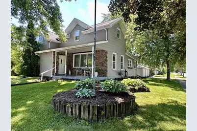 903 Smith Street, New London, WI 54961 - Photo 1