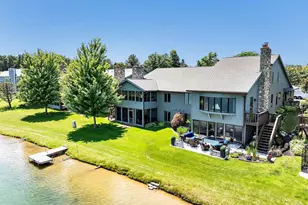 1650 Lake Largo Dr, Green Bay, WI 54311 - Photo 1