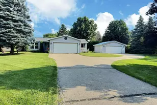 W732 Oak Dr, Berlin, WI 54923 - Photo 1
