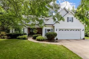 985 Pheasant Creek Dr, Oshkosh, WI 54904 - Photo 1