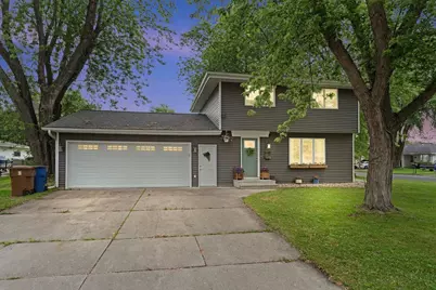 1001 Fieldcrest Drive, Menasha, WI 54952 - Photo 1