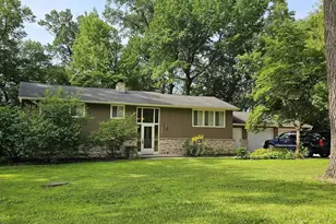 2583 Hazelwood Ln, Green Bay, WI 54304 - Photo 1