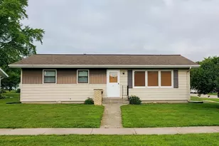 8 S St Josephs Ln, Fond du Lac, WI 54935 - Photo 1