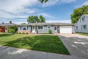 1639 Debra Ln, Green Bay, WI 54302 - Photo 1