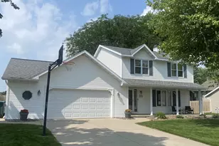 3090 Clarence Ct, Green Bay, WI 54313 - Photo 1