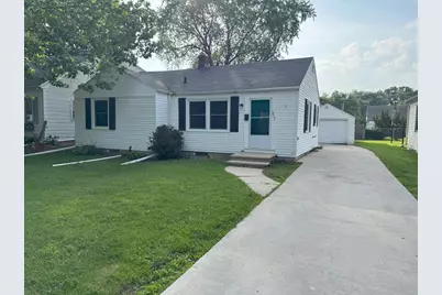 1213 Gross Avenue, Green Bay, WI 54304 - Photo 1