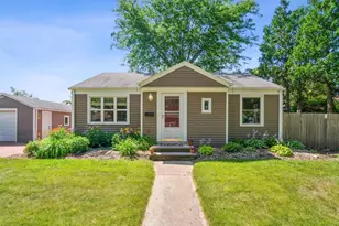 212 Reimer St, Green Bay, WI 54302 - Photo 1