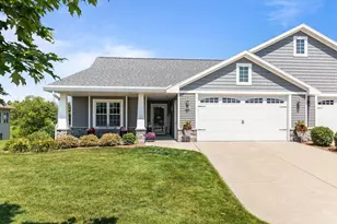 504 Maple Leaf Ct, Manitowoc, WI 54220 - Photo 1