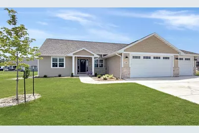 385 Battery Avenue, De Pere, WI 54115 - Photo 1