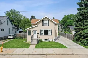 533 Bowen St, Oshkosh, WI 54901 - Photo 1