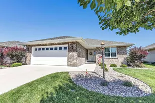 3826 Shore Crest Ln, Green Bay, WI 54311 - Photo 1