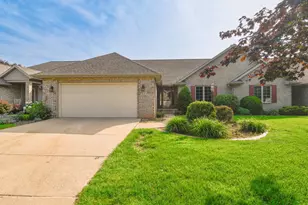 440 Woodfield Dr, Green Bay, WI 54313 - Photo 1