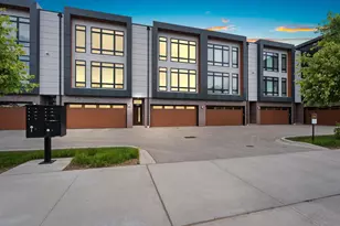 1100 Brookwood Dr, Green Bay, WI 54304 - Photo 1