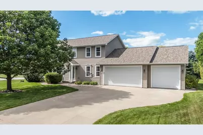 4303 N Bull Rush Drive, Appleton, WI 54913 - Photo 1